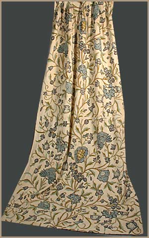 Beautiful Vintage Crewel Embroidery Panel Fabric