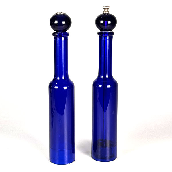 80s USA Cobalt Blue Lucite Salt Shaker & Pepper Mill Set